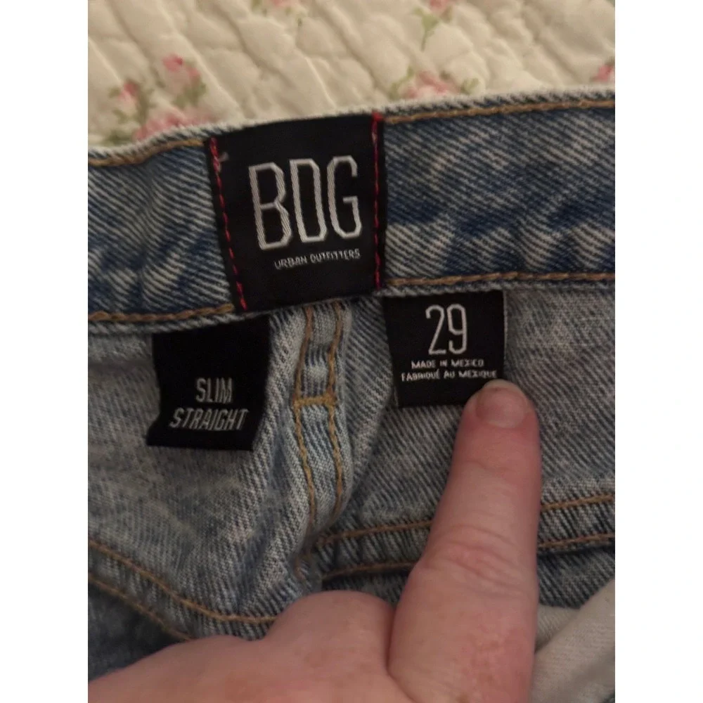 BDG Urban Outfitters Acid Wash Slim Straight Jeans 29 Bleach Splatter Raw Hem‎